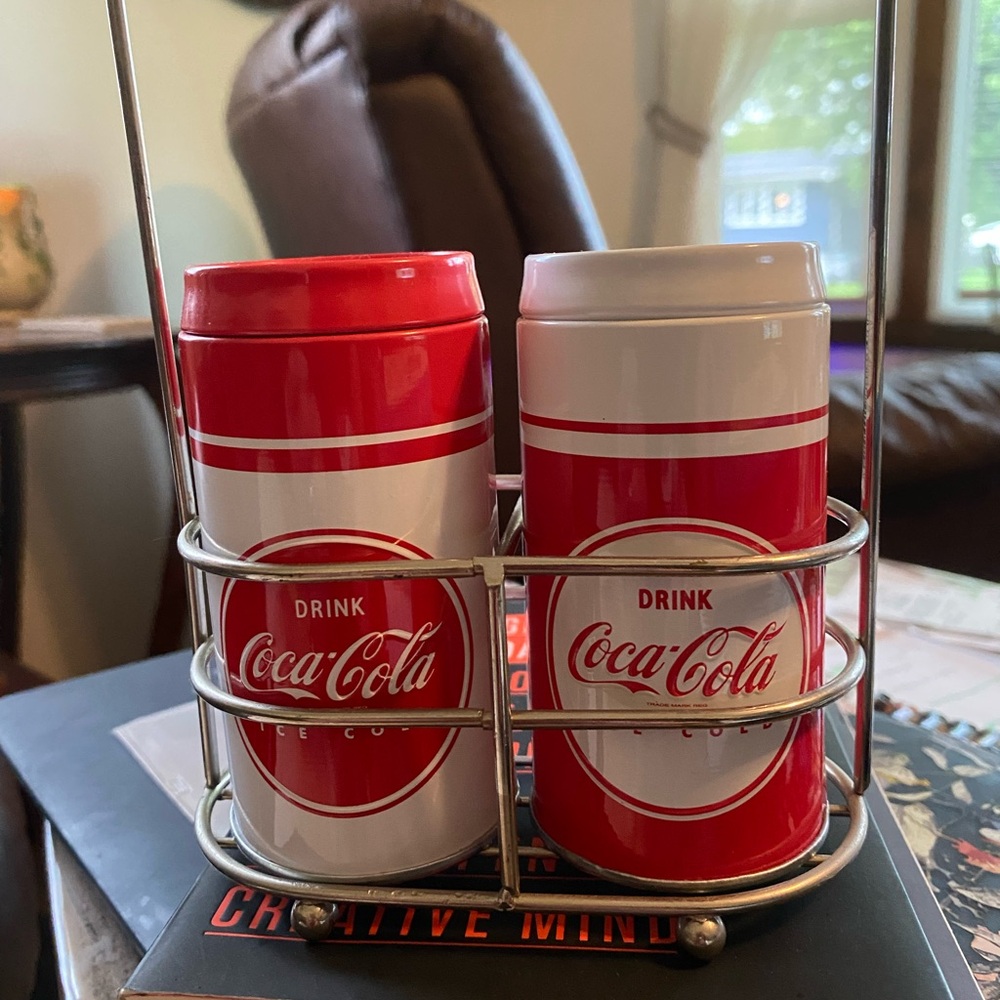 COCOA-COLA Salt & Pepper Tin Shakers W/ Metal Rack Embossed Emblem Use Camping